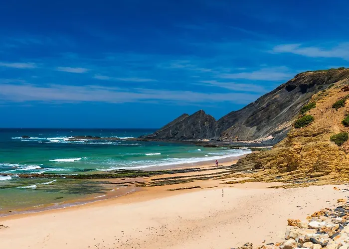 As Andorinhas - Walking Distance To Monte Clerigo And Amoreira Beaches