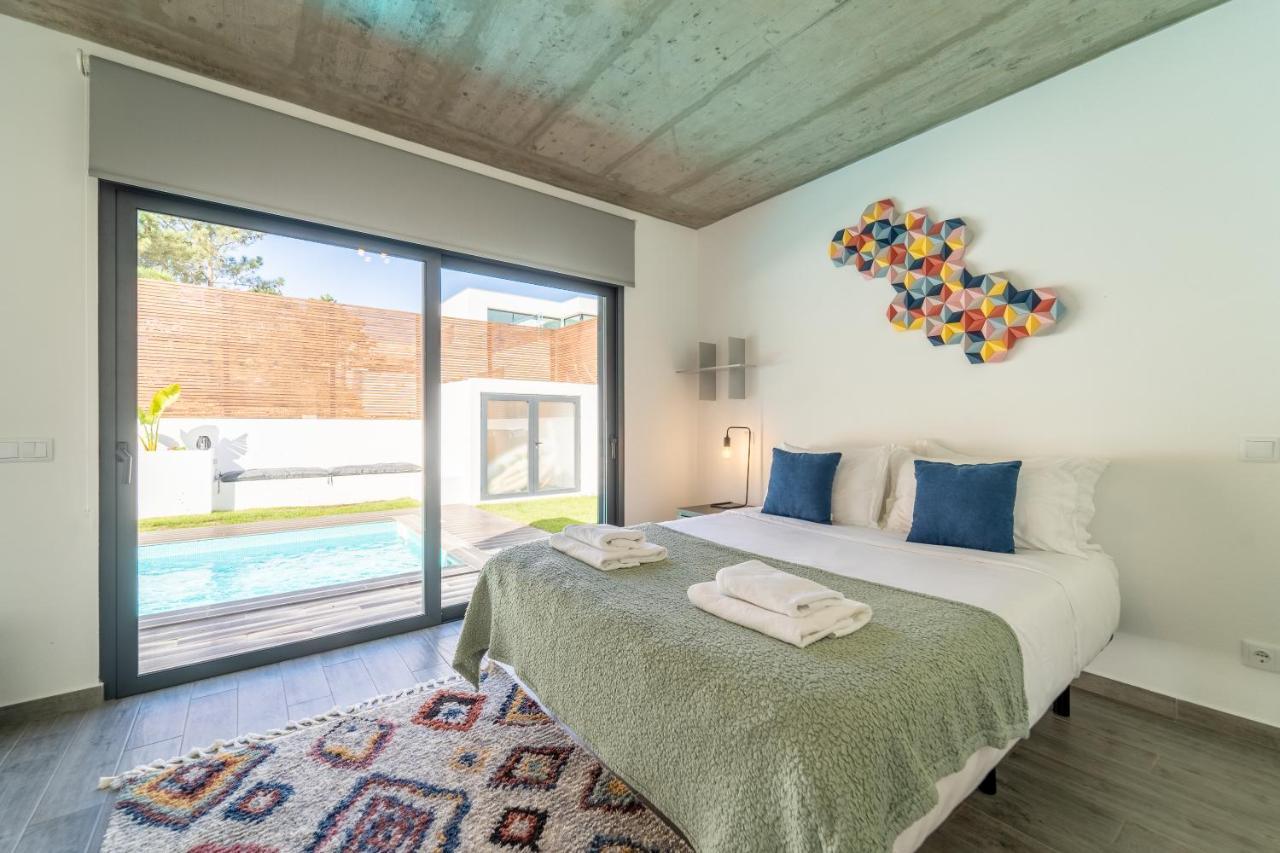 As Andorinhas - Walking Distance To Monte Clerigo And Amoreira Beaches *