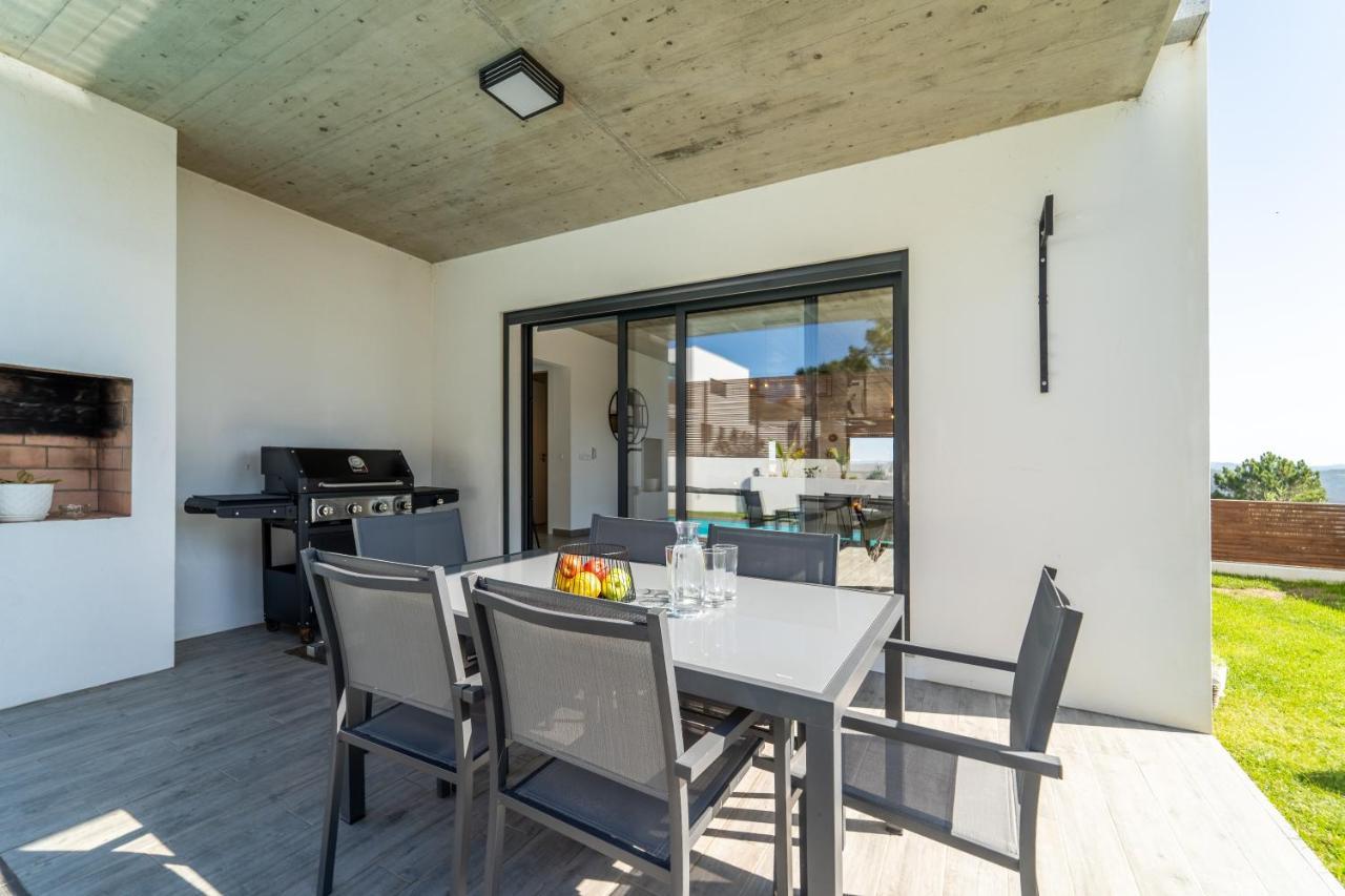 Villa As Andorinhas - Walking Distance To Monte Clerigo And Amoreira Beaches Aljezur